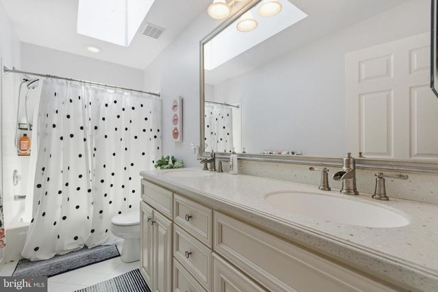 67 HADDOCK DR, Sewell, NJ 08080
