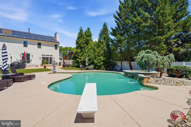 67 HADDOCK DR, Sewell, NJ 08080