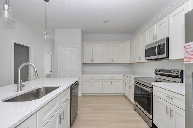 13257 SW 73RD AVENUE ROAD, Ocala, FL 34473