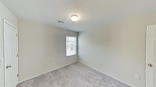 10008 Jackrabbit Road, Yukon, OK 73099