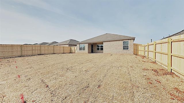 10008 Jackrabbit Road, Yukon, OK 73099