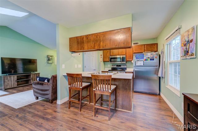 1504 Surrey Lane C, St Charles, MO 63304