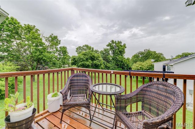 1504 Surrey Lane C, St Charles, MO 63304