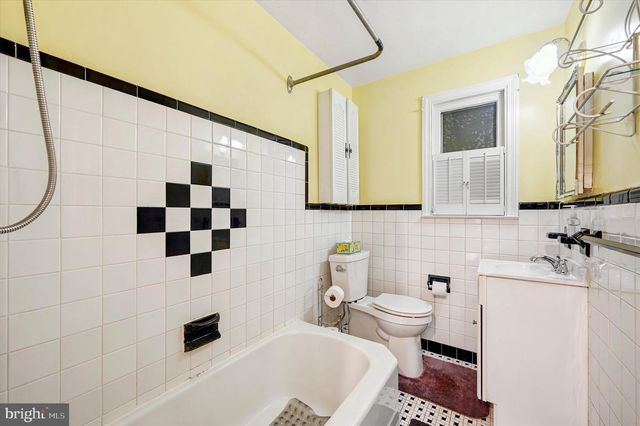 4202 WOODLAND AVE, Brookhaven, PA 19015