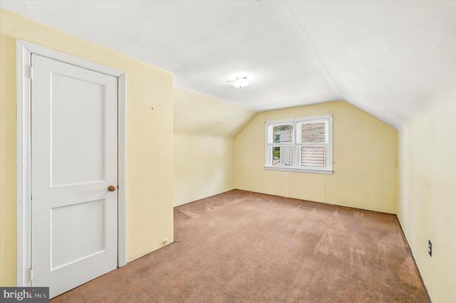 4202 WOODLAND AVE, Brookhaven, PA 19015