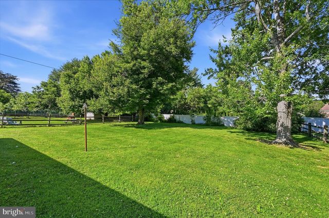 4202 WOODLAND AVE, Brookhaven, PA 19015