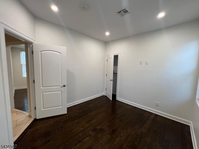 736 Pennington St 2, Elizabeth City, NJ 07202
