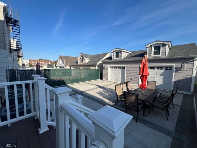 736 Pennington St 2, Elizabeth City, NJ 07202