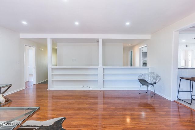 6563 Bianca Avenue, Van Nuys, CA 91406