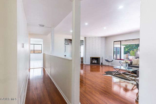 6563 Bianca Avenue, Van Nuys, CA 91406