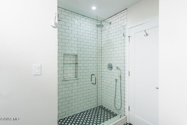 6563 Bianca Avenue, Van Nuys, CA 91406