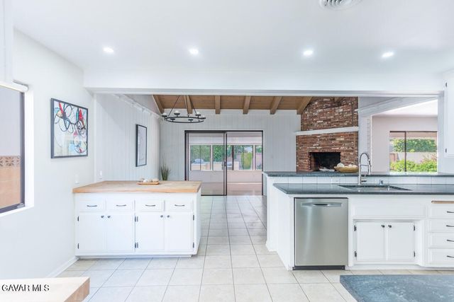 6563 Bianca Avenue, Van Nuys, CA 91406