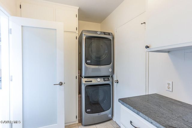 6563 Bianca Avenue, Van Nuys, CA 91406