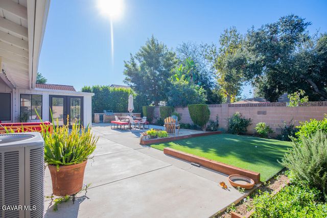 6563 Bianca Avenue, Van Nuys, CA 91406