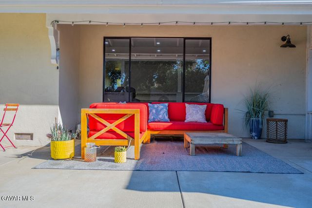 6563 Bianca Avenue, Van Nuys, CA 91406