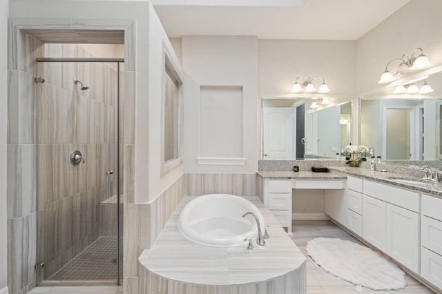 10722 Hilltop Harbor Way, Cypress, TX 77433