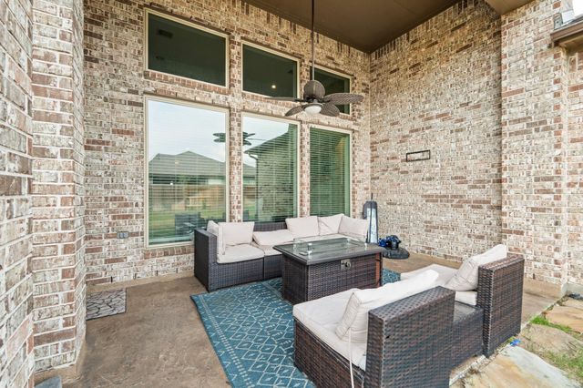 10722 Hilltop Harbor Way, Cypress, TX 77433