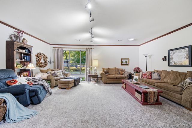 11560 S 252nd East Avenue, Broken Arrow, OK 74014