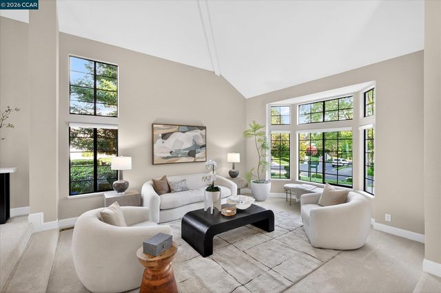 3208 Blackhawk Meadow Dr, Danville, CA 94506