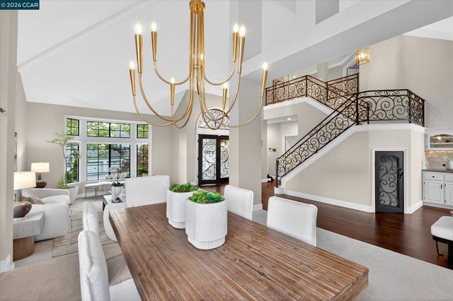 3208 Blackhawk Meadow Dr, Danville, CA 94506