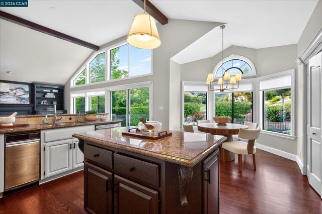 3208 Blackhawk Meadow Dr, Danville, CA 94506