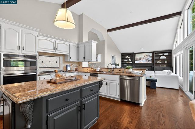 3208 Blackhawk Meadow Dr, Danville, CA 94506