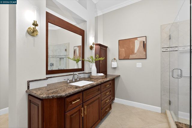 3208 Blackhawk Meadow Dr, Danville, CA 94506