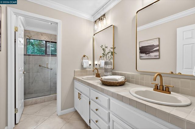 3208 Blackhawk Meadow Dr, Danville, CA 94506