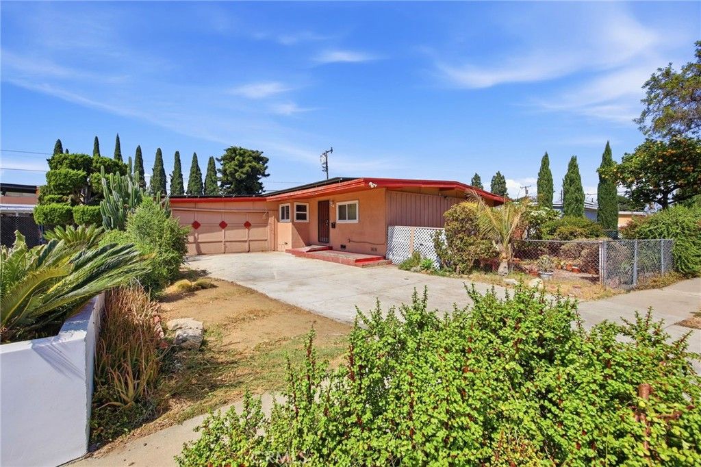 Image 2 of property listing at 8311 Washington Street, Buena Park, CA 90621