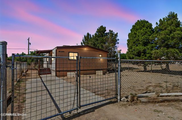 10956 LOS MAGOS Circle, Socorro, TX 79927