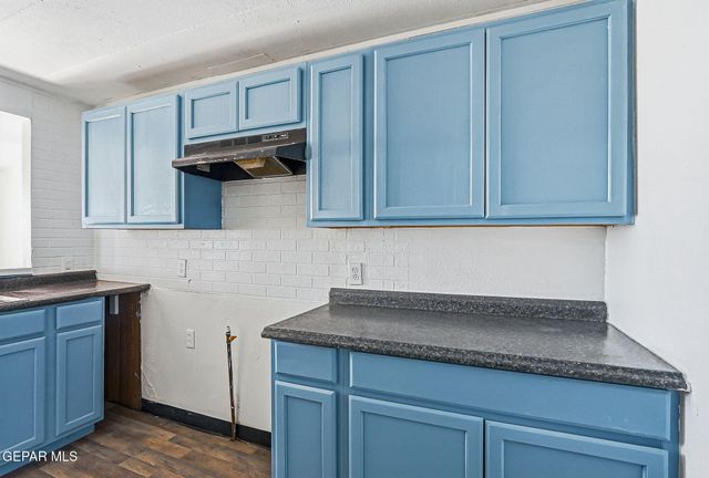 10956 LOS MAGOS Circle, Socorro, TX 79927
