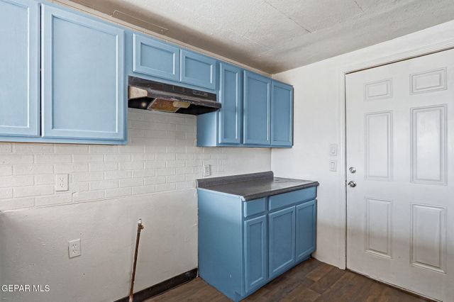 10956 LOS MAGOS Circle, Socorro, TX 79927