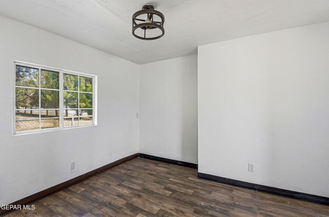 10956 LOS MAGOS Circle, Socorro, TX 79927