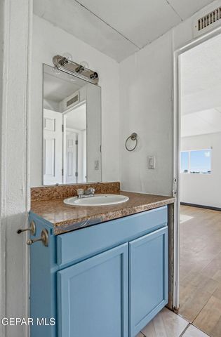 10956 LOS MAGOS Circle, Socorro, TX 79927