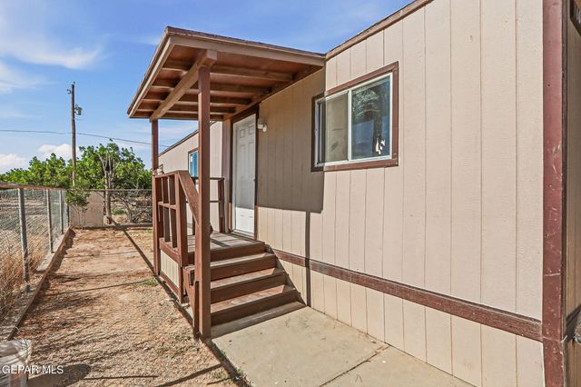 10956 LOS MAGOS Circle, Socorro, TX 79927