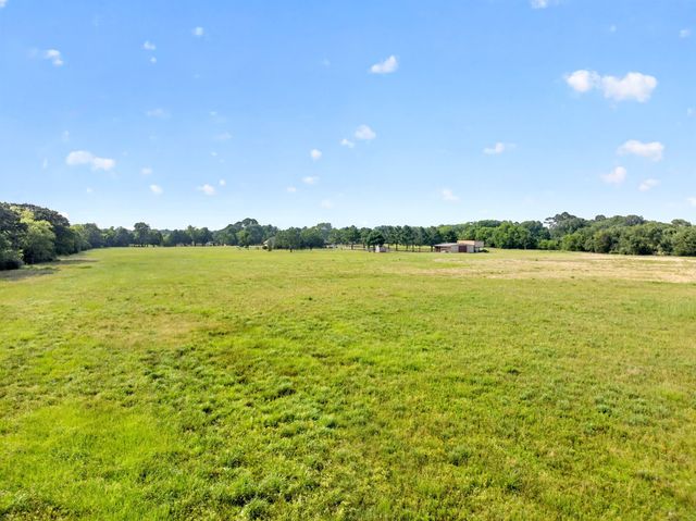 895 Vz County Road 3216, Wills Point, TX 75169