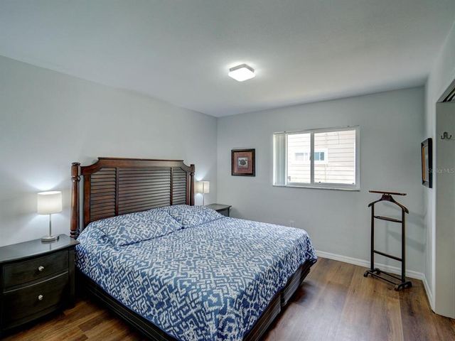 106 E CEDAR STREET, Tarpon Springs, FL 34689