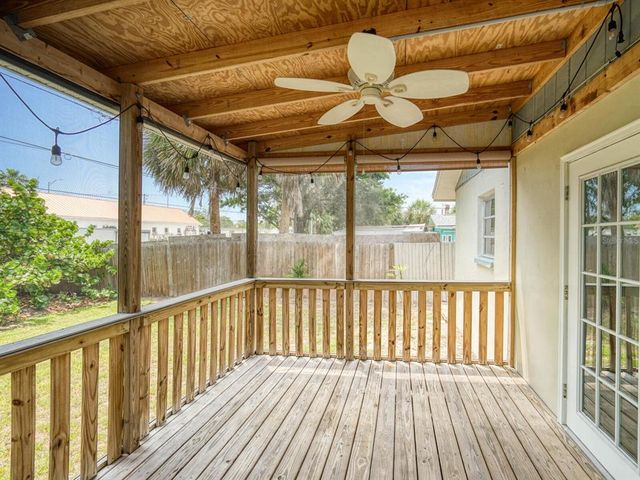 106 E CEDAR STREET, Tarpon Springs, FL 34689