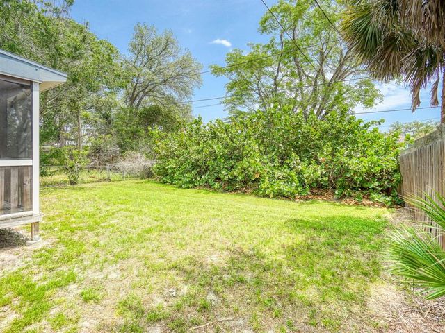 106 E CEDAR STREET, Tarpon Springs, FL 34689