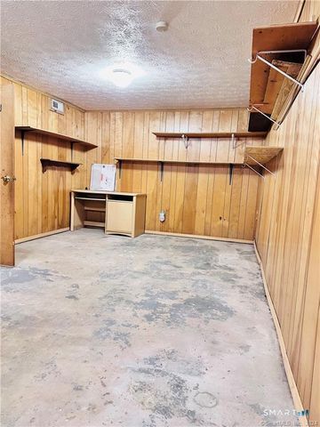 80 Nicholas Drive 80, Bristol, CT 06010