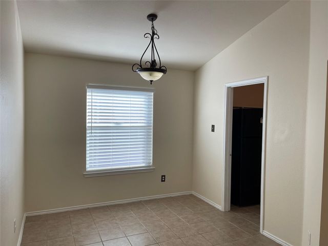 1937 Creek Crossing Drive, Fort Worth, TX 76247