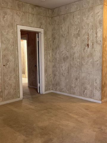 516 N Ave F, Denver City, TX 79323