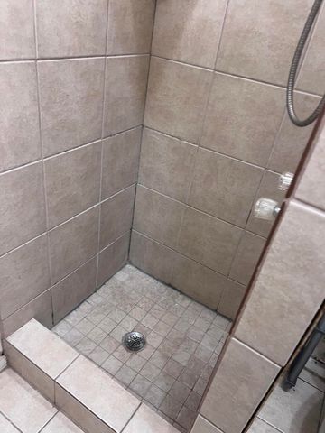 516 N Ave F, Denver City, TX 79323