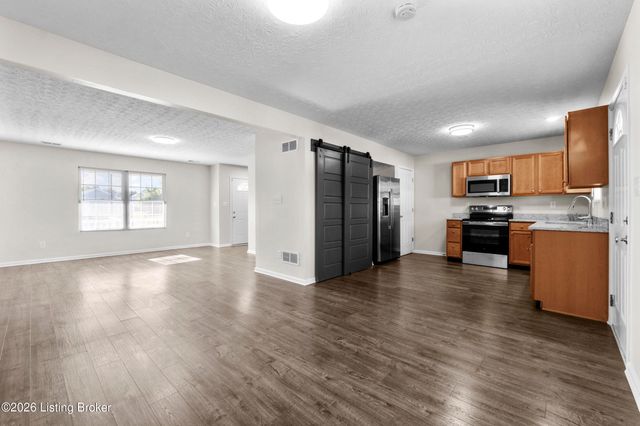 5926 Haven Manor Way, Louisville, KY 40228