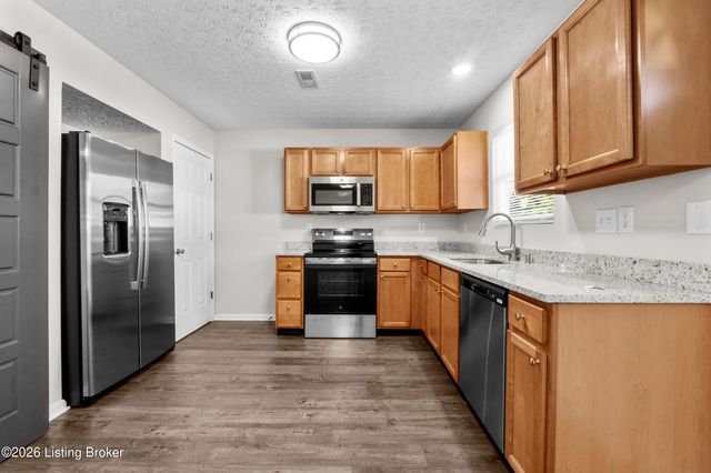 5926 Haven Manor Way, Louisville, KY 40228