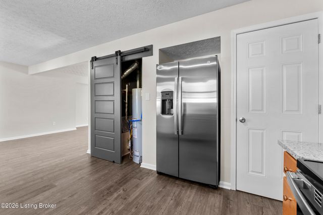 5926 Haven Manor Way, Louisville, KY 40228