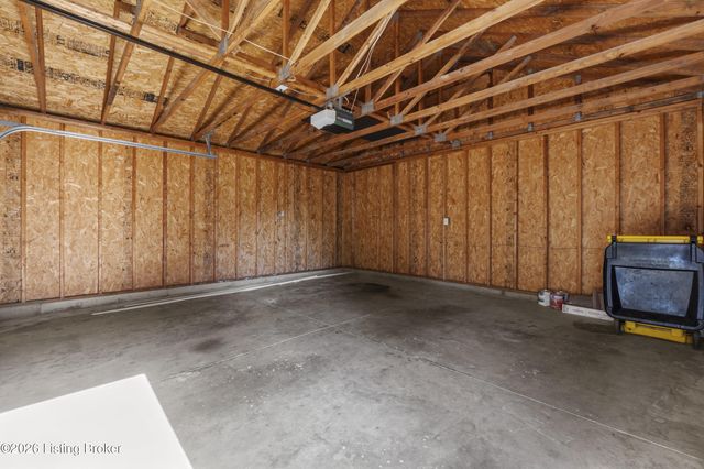 5926 Haven Manor Way, Louisville, KY 40228