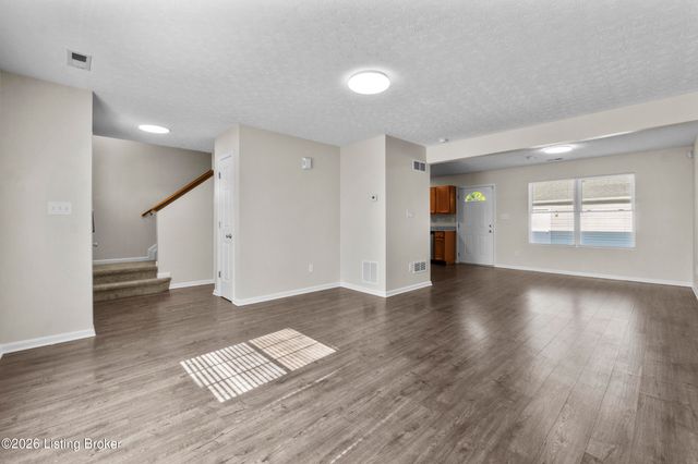 5926 Haven Manor Way, Louisville, KY 40228