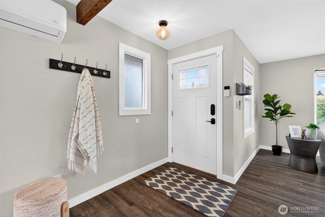 4546 6th Avenue, Tacoma, WA 98406