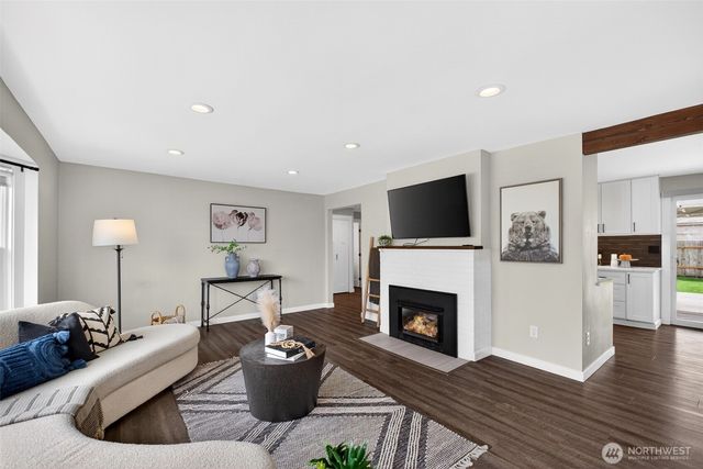 4546 6th Avenue, Tacoma, WA 98406